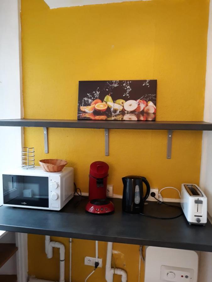 5 Minutes Des Arenes, Parking Gratuit, 6 Couchages Apartment